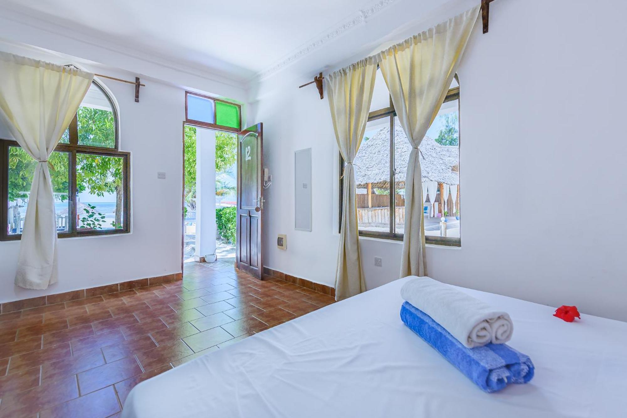 Marea Boutique Hotel 江比阿 外观 照片