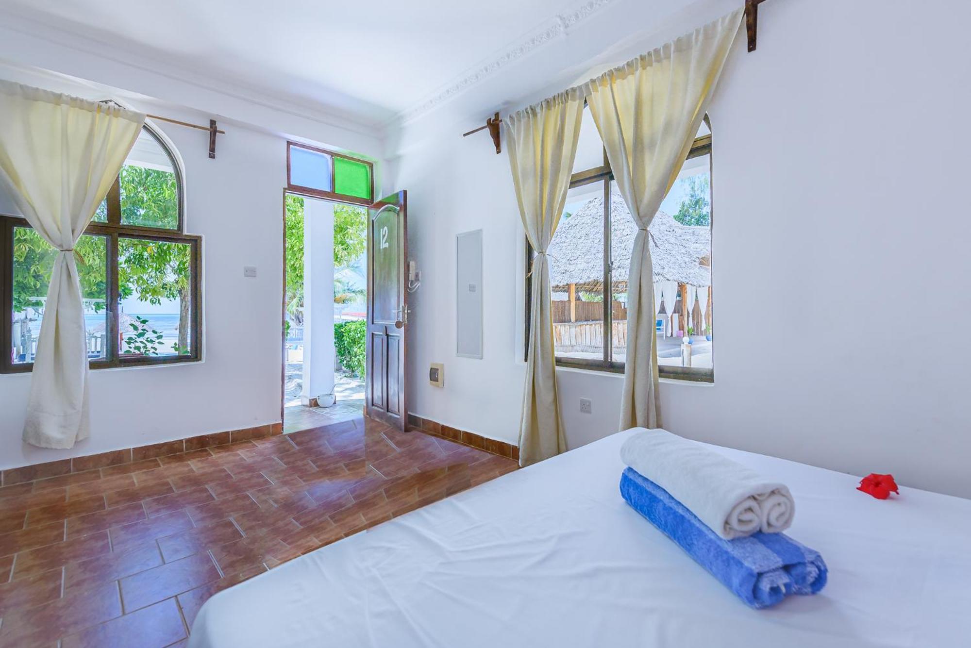 Marea Boutique Hotel 江比阿 外观 照片